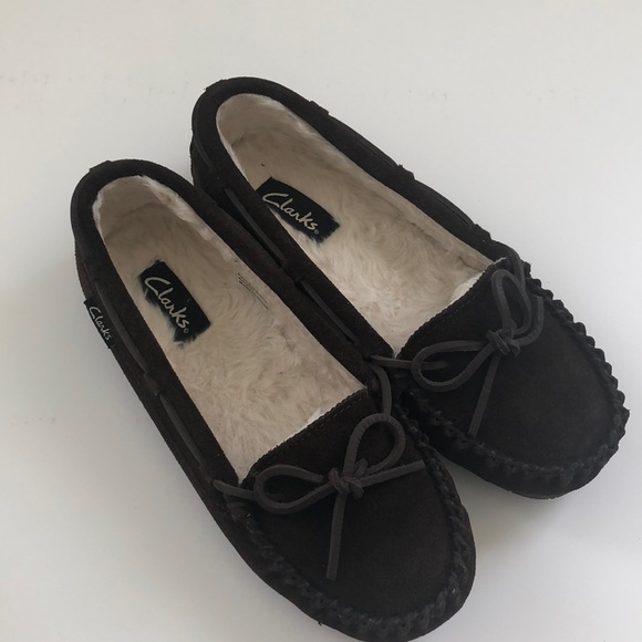 Clarks Suede Flat Moccasin Shoe - Picture 4 of 6